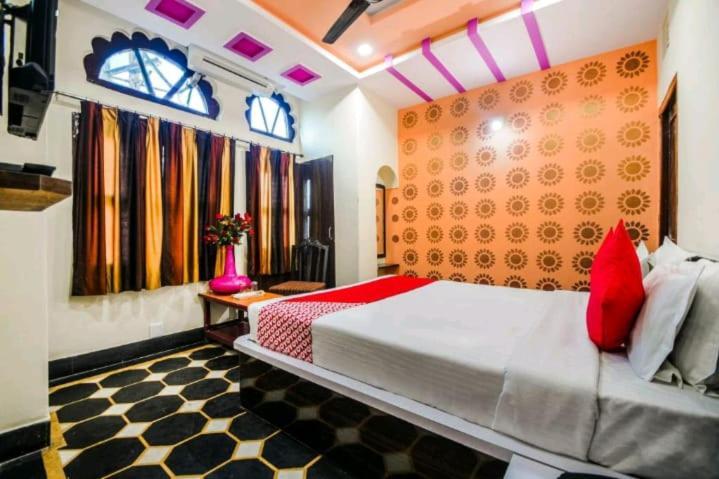 Hotel Hari Home Удайпур Экстерьер фото